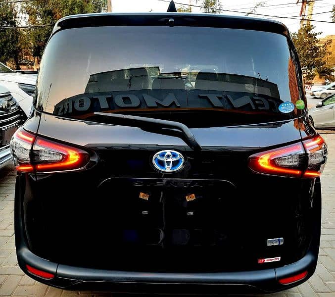 Toyota Sienta 2018 2