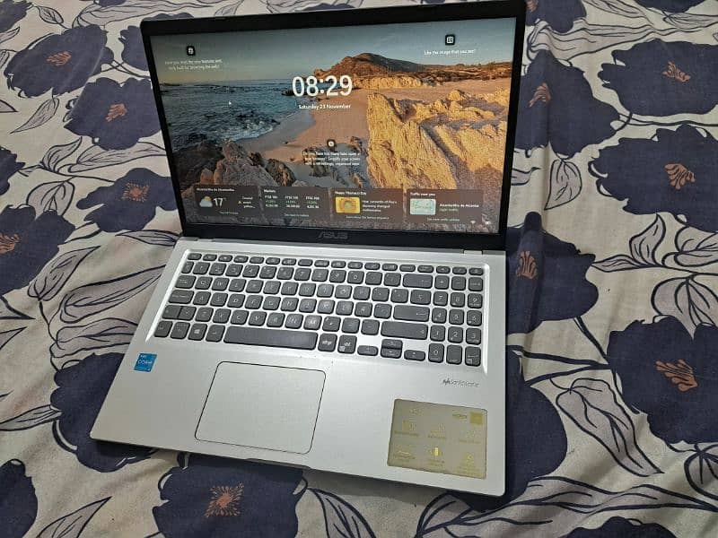 Asus vivobook i3 (11th gen) 0