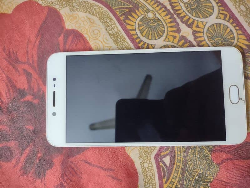 vivo y67 vip condition finger print okye ha 4GB 64GB bhettren 1