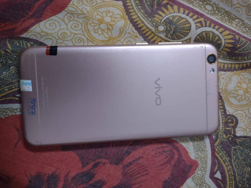 vivo y67 vip condition finger print okye ha 4GB 64GB bhettren 4