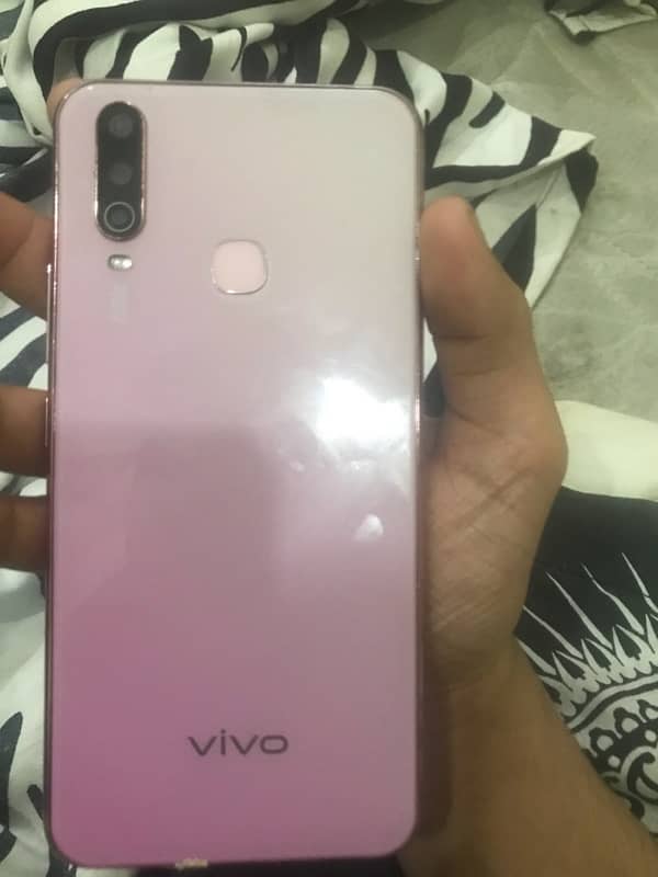 vivo y17 2