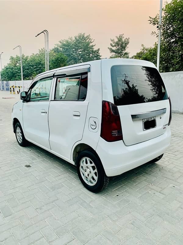 Suzuki Wagon R 2019 3