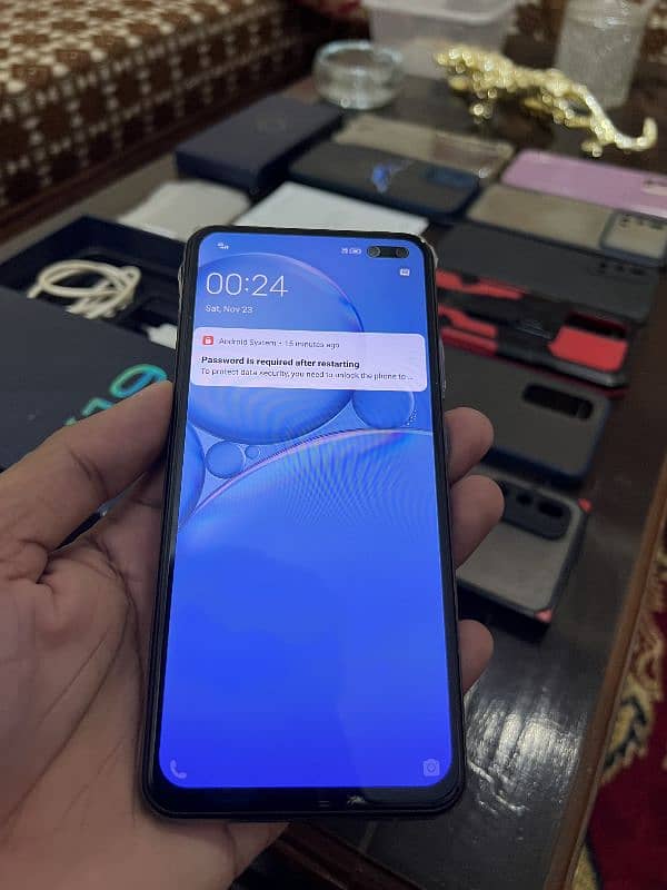 Vivo -V19 12 Gb+128 12