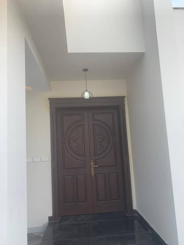 Prime Location 10 Marla House For Sale In Buch Executive Villas - Phase 1 1