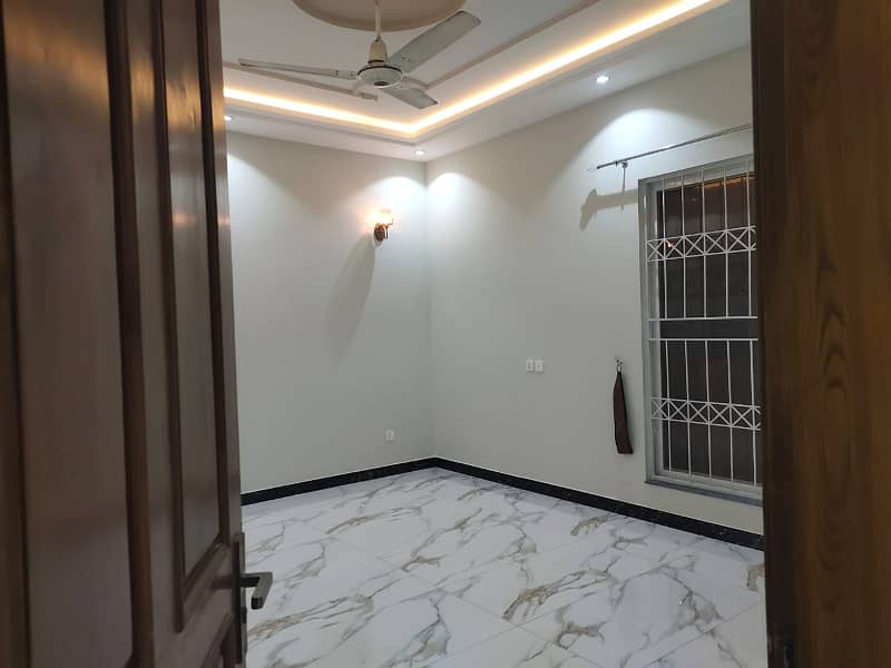 1 Kanal Portion For Rent 10