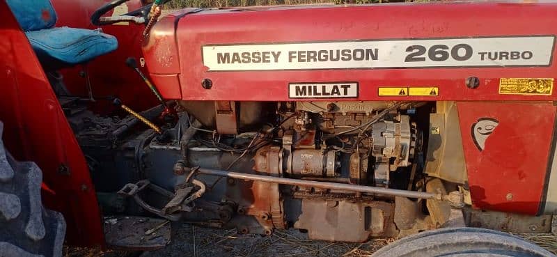 Tractor massey 260 3