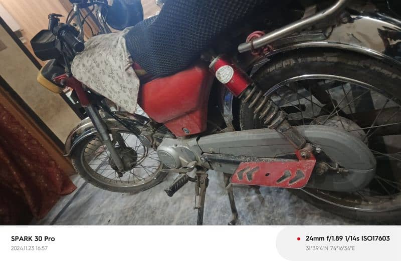 Super Asia bike for sale in very Good condition 3