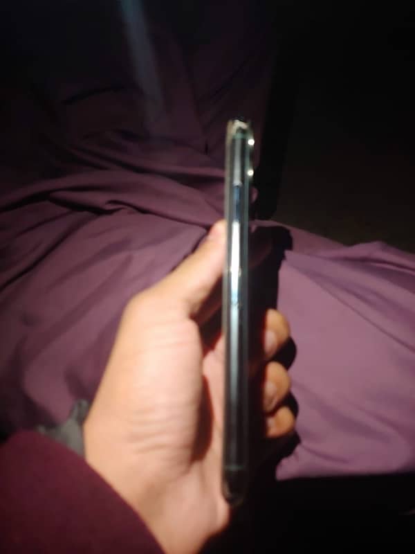 iPhone 11pro max 64gb 10by8 for sale sasta 1