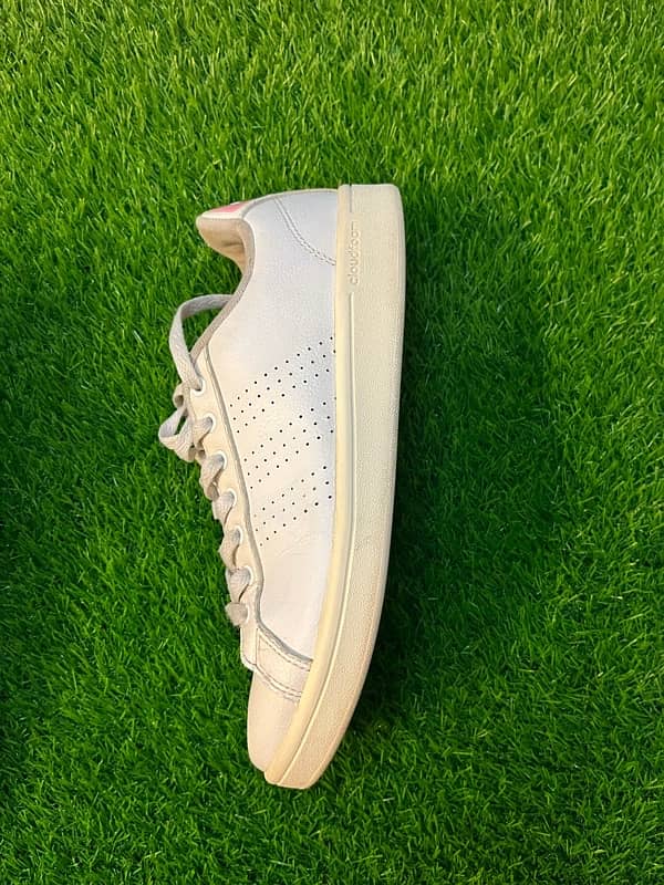 ADIDAS WHITE SNEAKERS FOR WOMEN 3