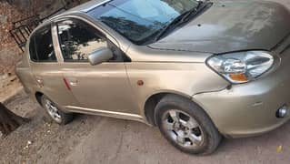 Toyota Platz 2002 (65% original paint ) fl great