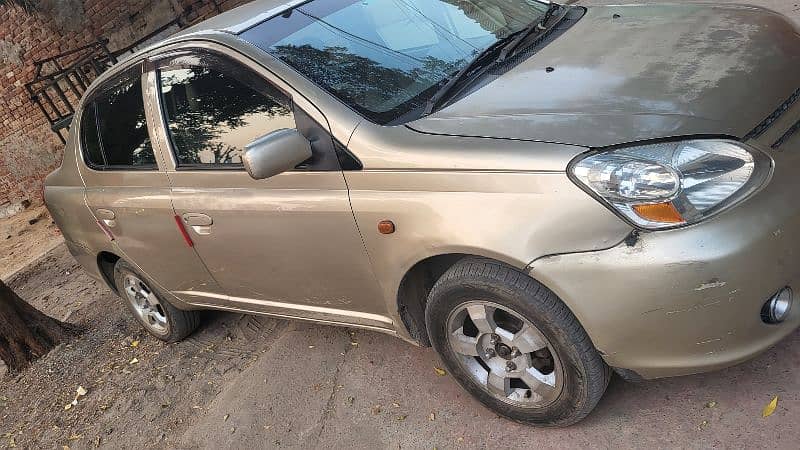 Toyota Platz 2002 (65% original paint ) fl great 0