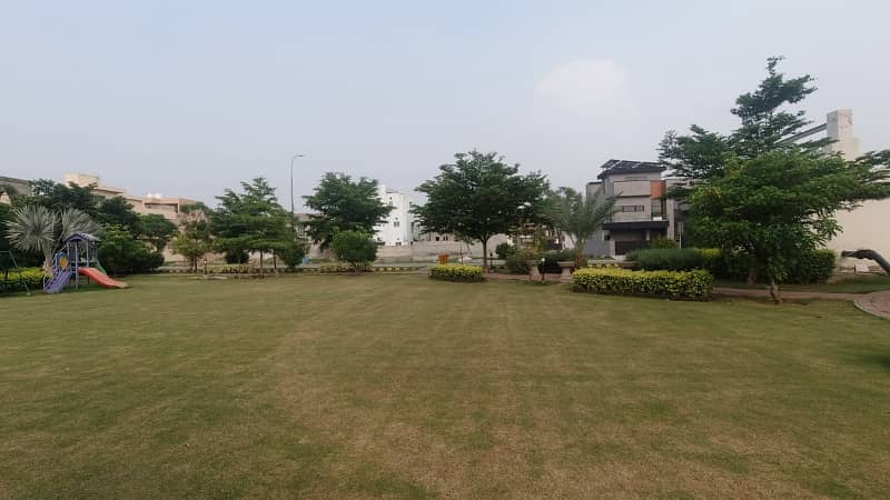 5.33 Marla Premium Location Commercial Plot in Etihad Town Phase 1 4