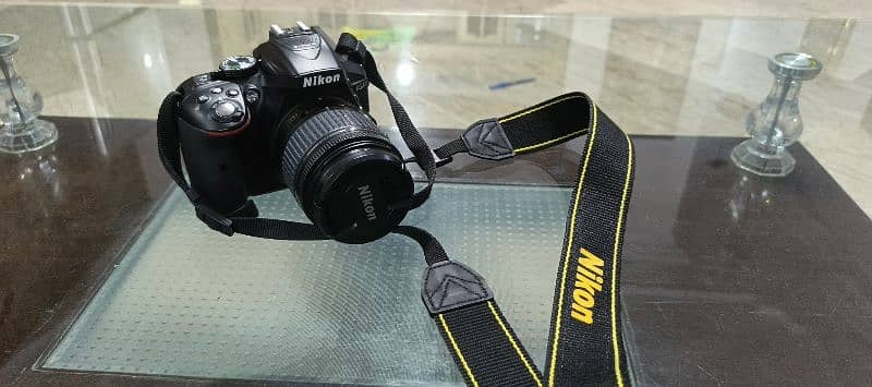 Nikon D5300 DSLR (10/10) condition purchased from Dubai 3