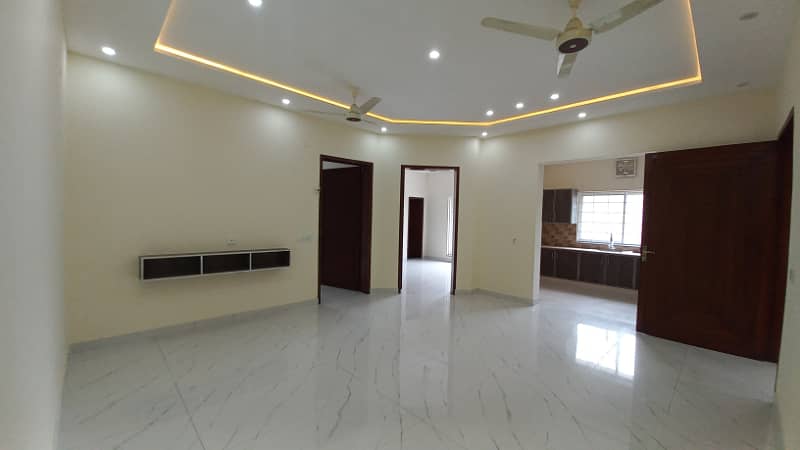 10 Marla Upper Portion With Gas For Rent 0