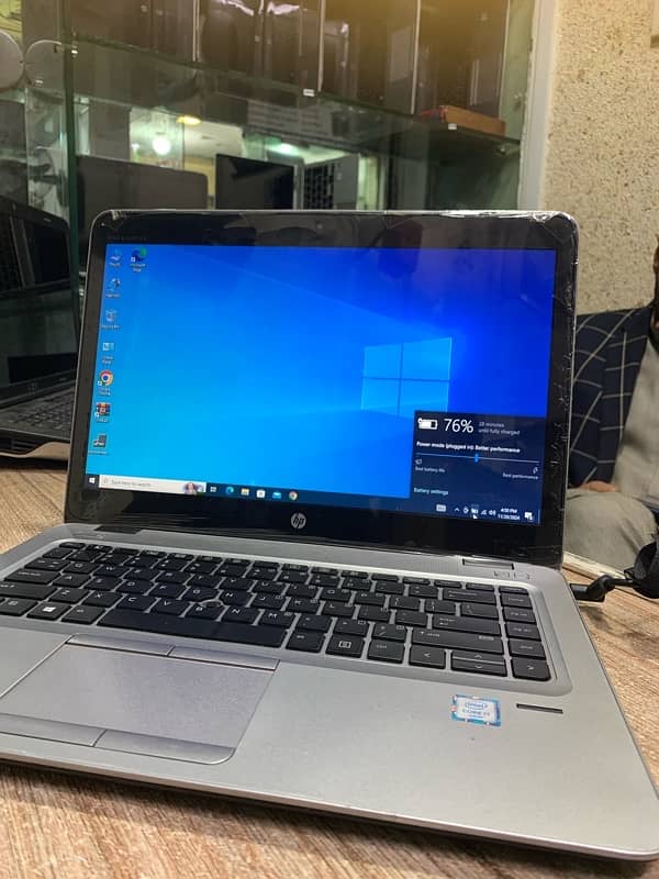 Core i7 6th gen hp Elite book 840 G3  8GB Ram 256GB SSD 3