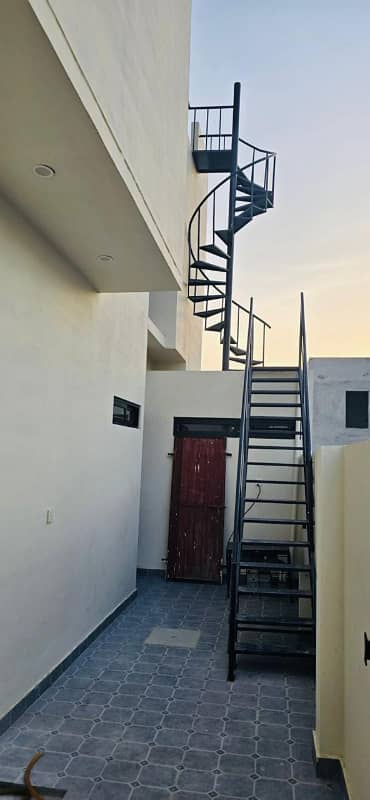 10 merla triple story for sale in buch villas multan 20