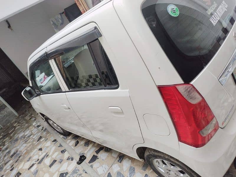 Suzuki Wagon R 2019 3