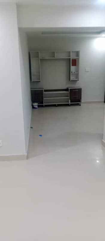 Iqbal Town 8 Marla. Ground Floor Tile Flooring Falte For Family At Chanab Block 1