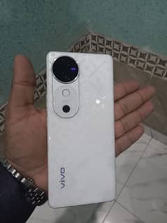 Vivo v40