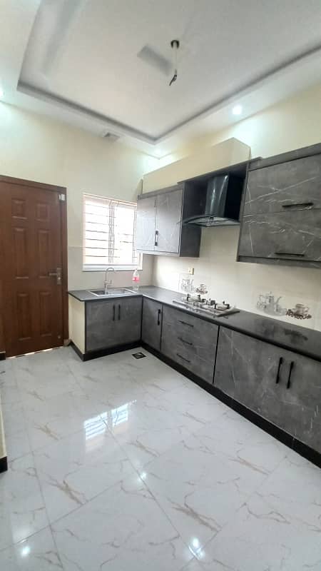 5 Marla Independent House Available For Rent 11