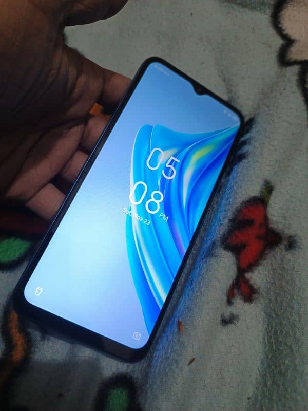 Infinix Hot 20i 8