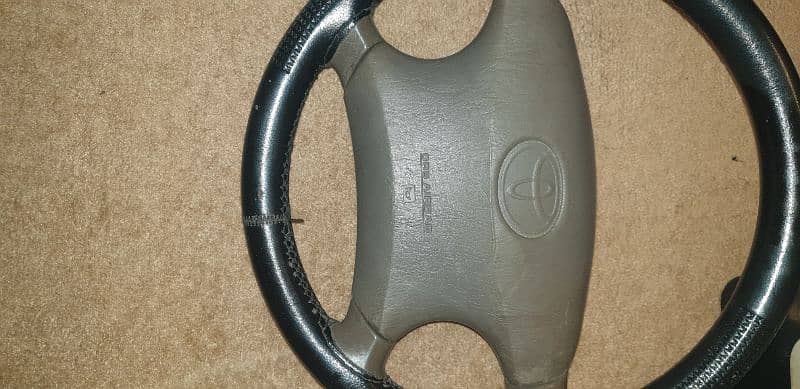 Toyota Vigo steering wheel with airbag 3