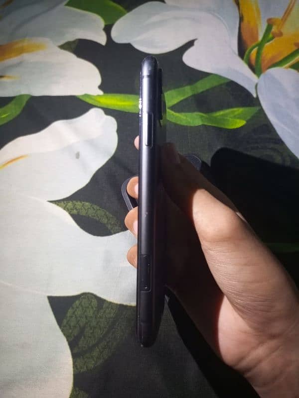 iPhone 11 non pta jv 4