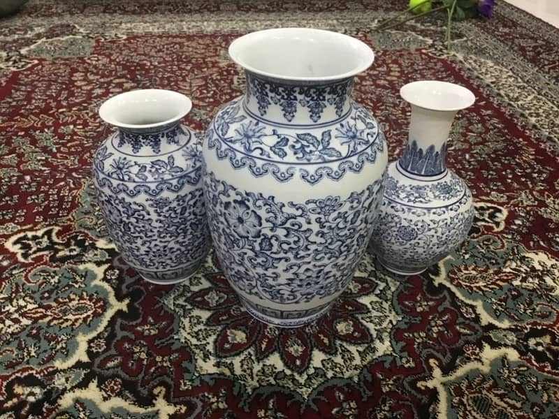 set of three vase decoration pieces 0