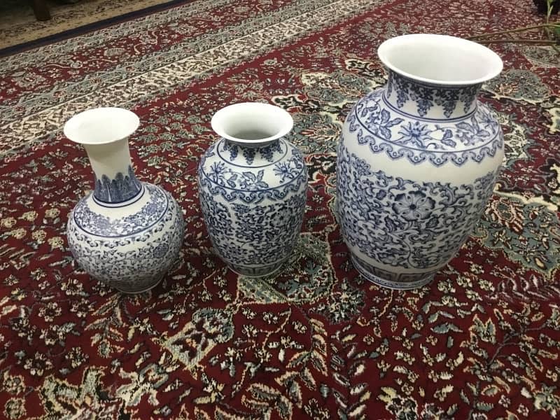 set of three vase decoration pieces 1