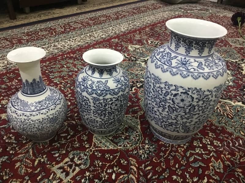 set of three vase decoration pieces 5