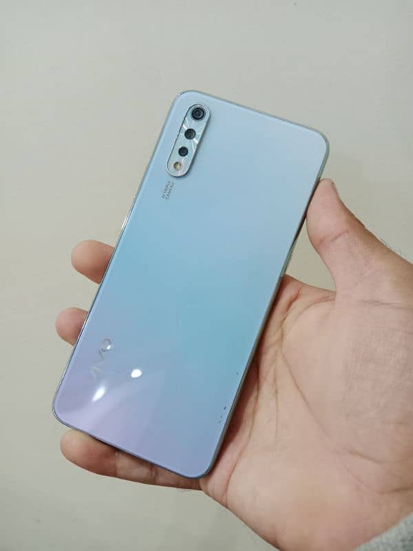 VIVO S1 7