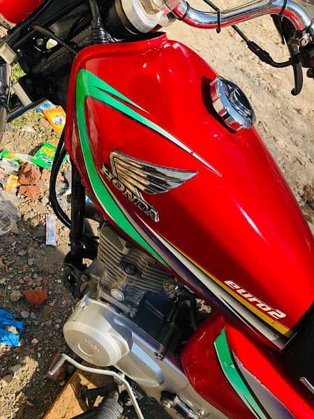 Honda CG 125 for sale. 03137165281 only WhatsApp on 1