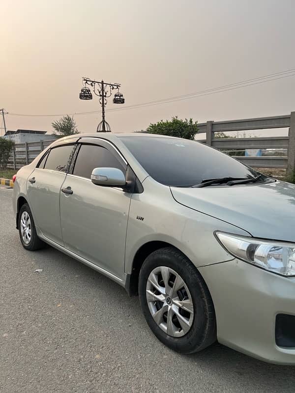 Toyota Corolla GLI 2012 6