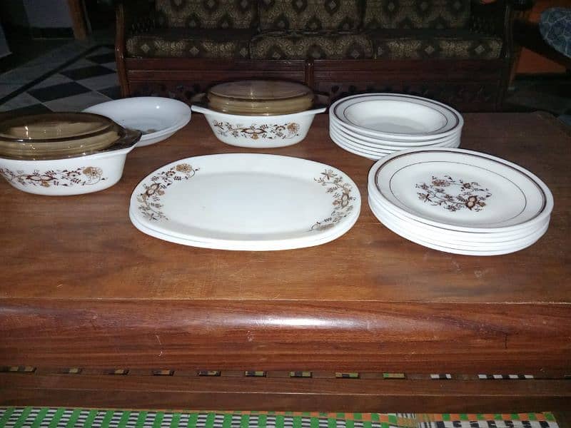 dinner set made in England 3