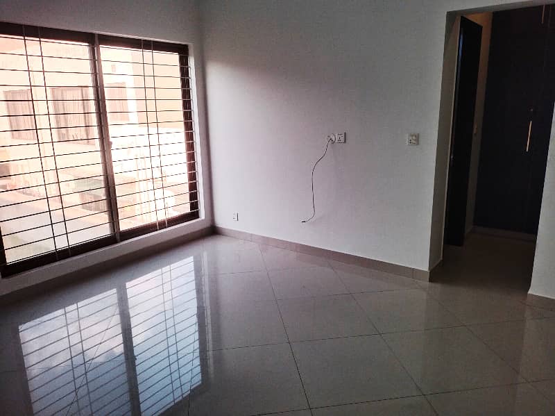 01 Kanal Tiles Floor Beautiful Upper Portion Available For Rent In DHA Lahore 14