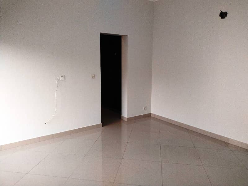 01 Kanal Tiles Floor Beautiful Upper Portion Available For Rent In DHA Lahore 15