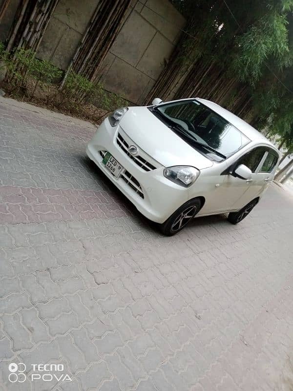 Daihatsu Mira 2013 pearl white 1