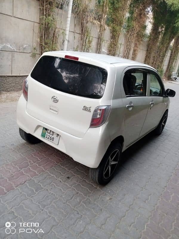 Daihatsu Mira 2013 pearl white 7