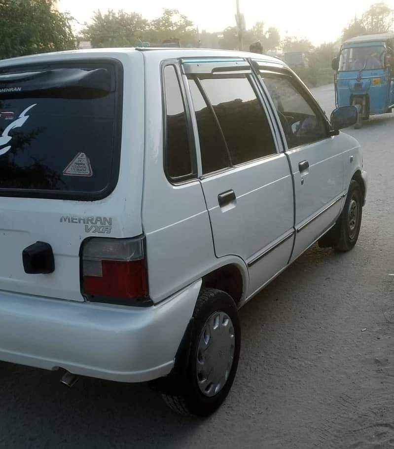 Suzuki Mehran VXR 2017 7