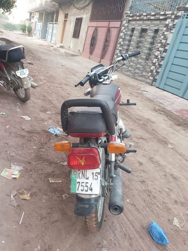 Yamaha 4stroke mini 100 dhoom03082386008 1