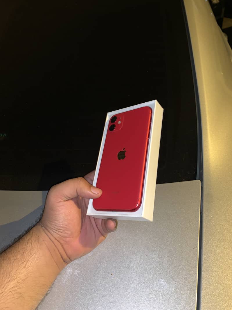 Iphone 11 (Product Red) 128GB 9