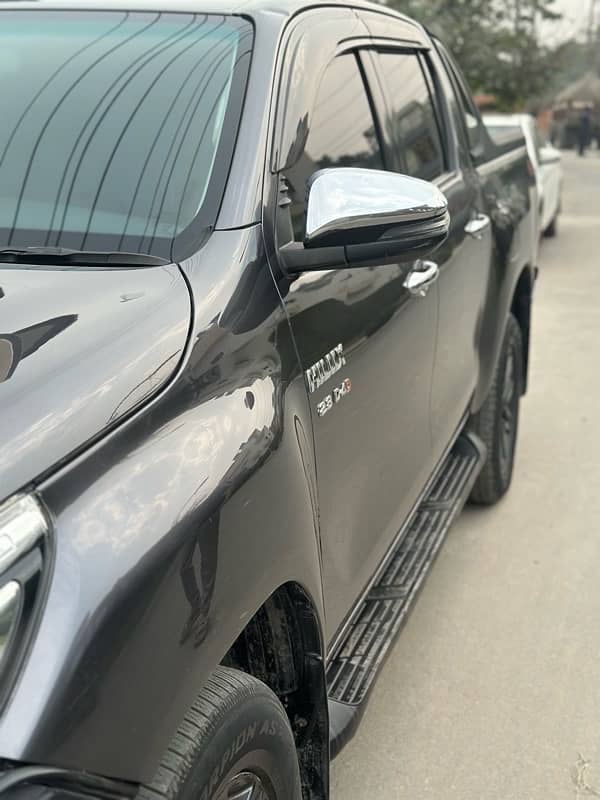 Toyota Hilux 2018 bumper to bumper genioun 2