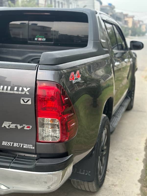 Toyota Hilux 2018 bumper to bumper genioun 4