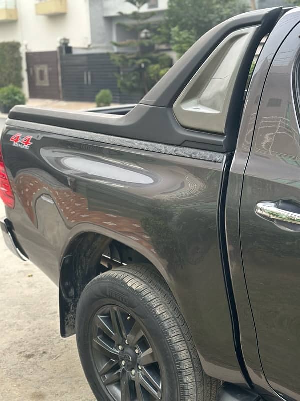 Toyota Hilux 2018 bumper to bumper genioun 10