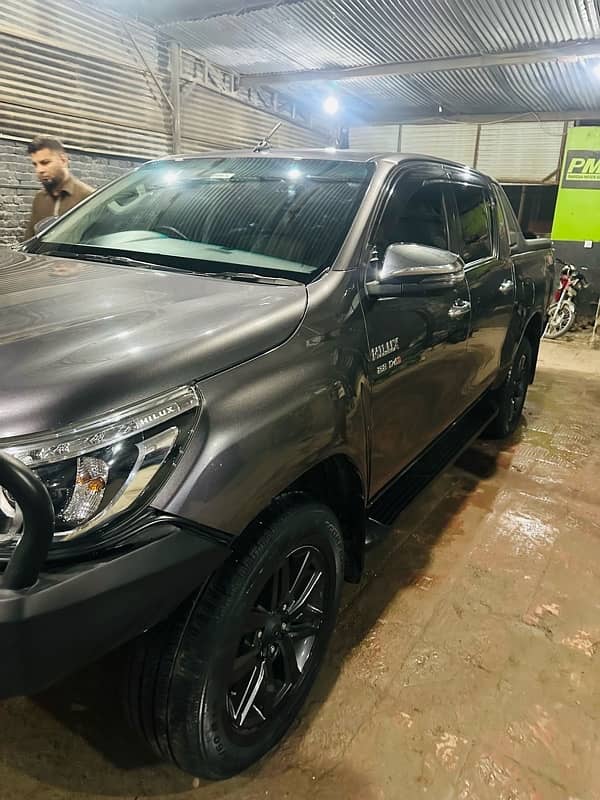 Toyota Hilux 2018 bumper to bumper genioun 12