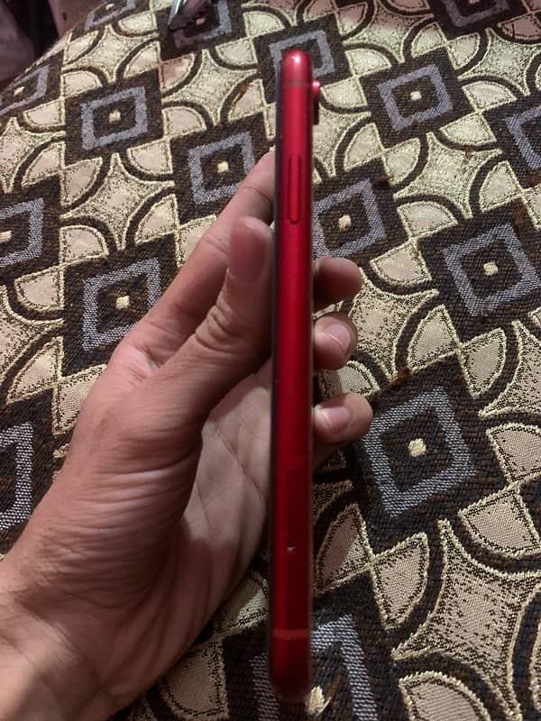 Iphone XR 64 gb Non Pta JV red colour for sale. 3