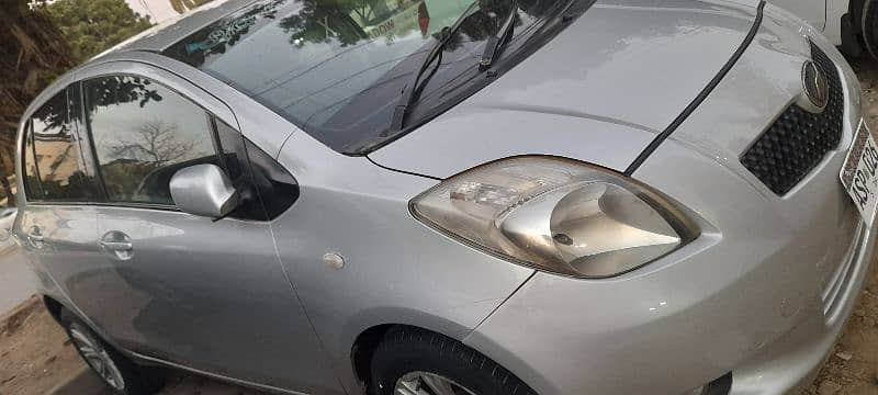 Toyota Vitz 2006 4