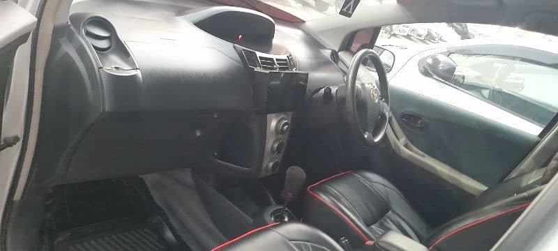 Toyota Vitz 2006 5