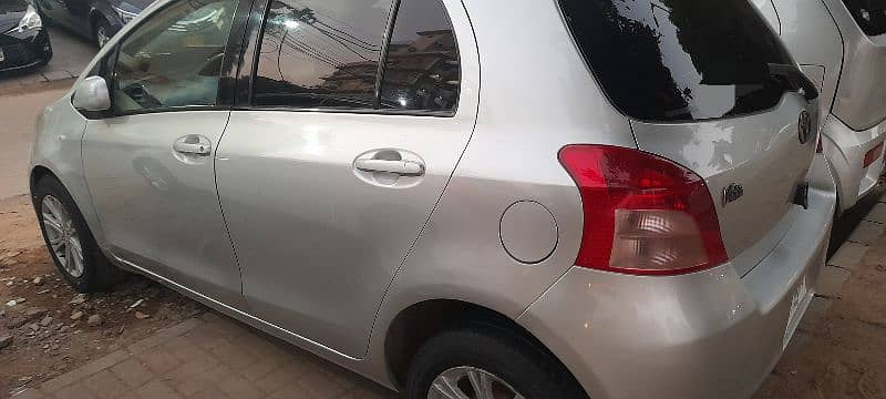 Toyota Vitz 2006 6