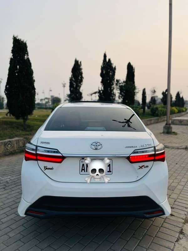 Toyota Altis Grande 2021 1